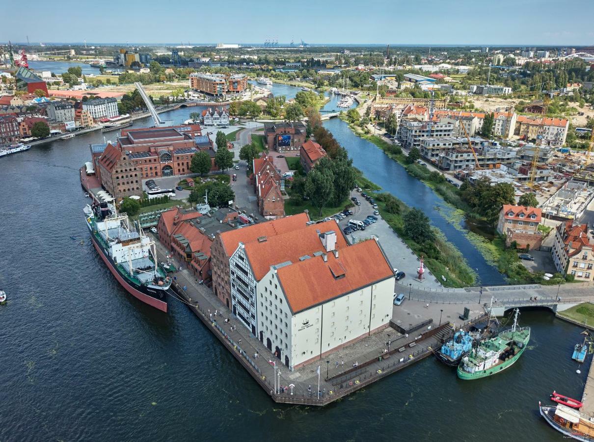 Centrally Located Island Apartment Gdansk Exterior photo